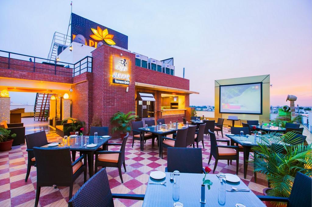 Hotel Kapish Smart-All Pure Veg Jaipur Exterior photo