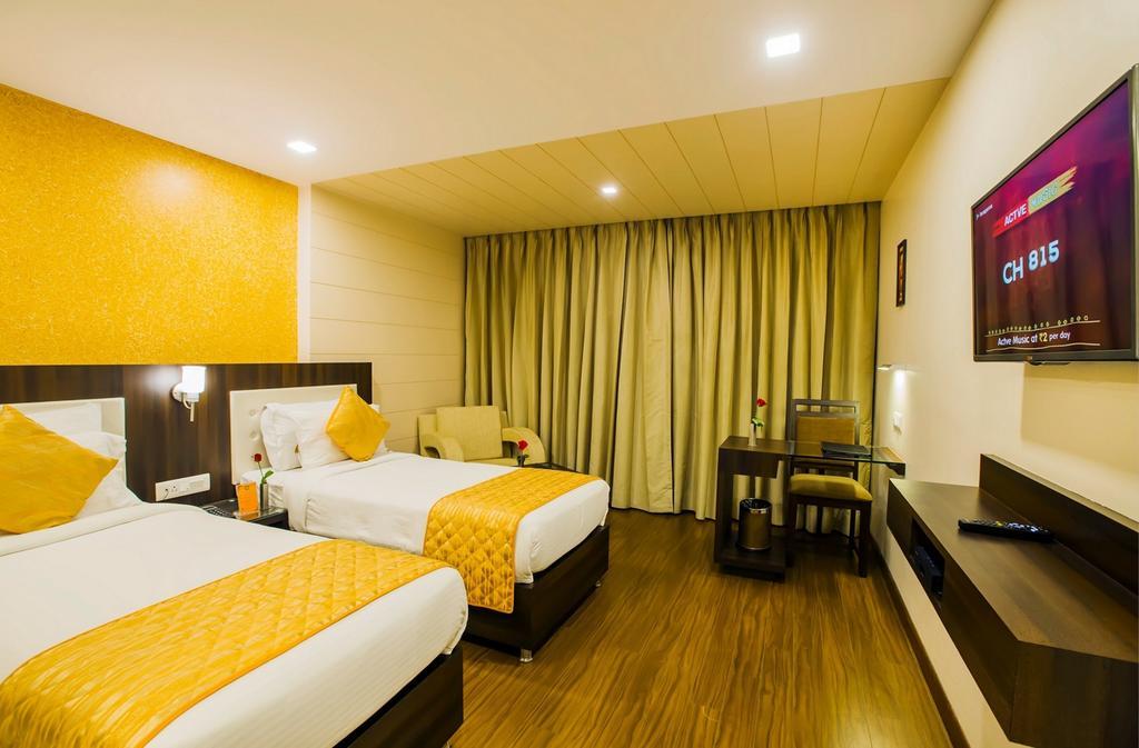 Hotel Kapish Smart-All Pure Veg Jaipur Exterior photo