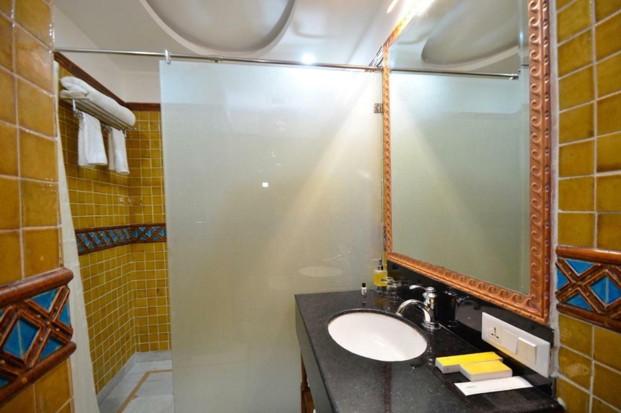 Hotel Kapish Smart-All Pure Veg Jaipur Exterior photo
